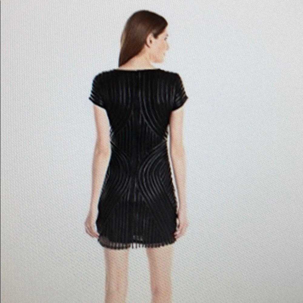Parker Fabiana Cap Sleeve Fitted Dress - Picture 2 of 6